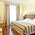فندق Duran 4*