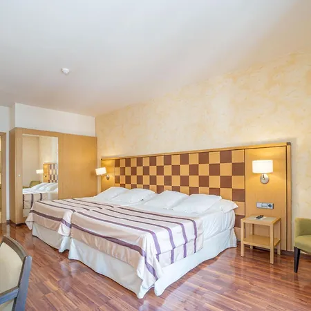 Duran Hotel 4*
