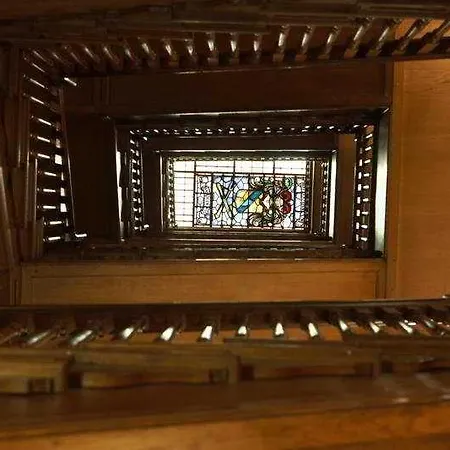 杜兰酒店及餐厅 4*